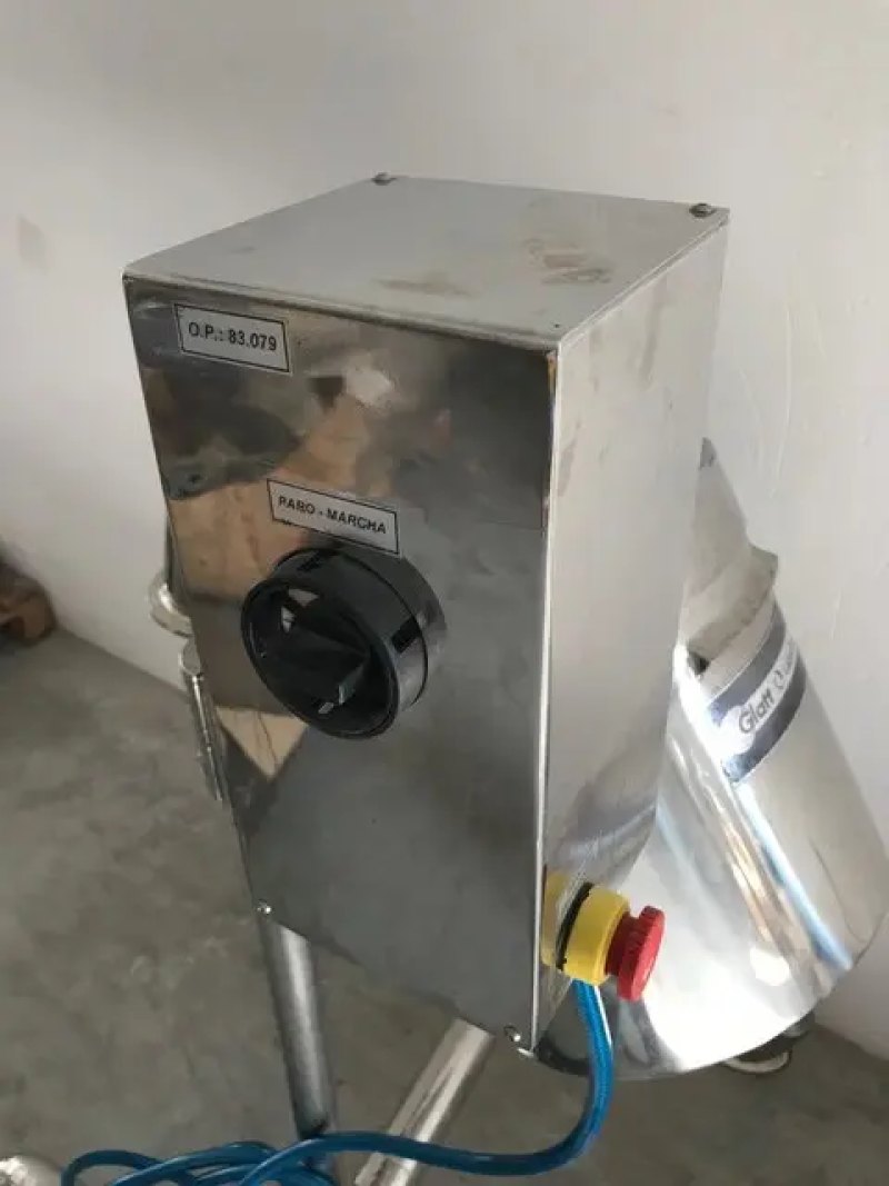 USED GLATT LABORTECNIC TR-100 SIEVER MACHINE