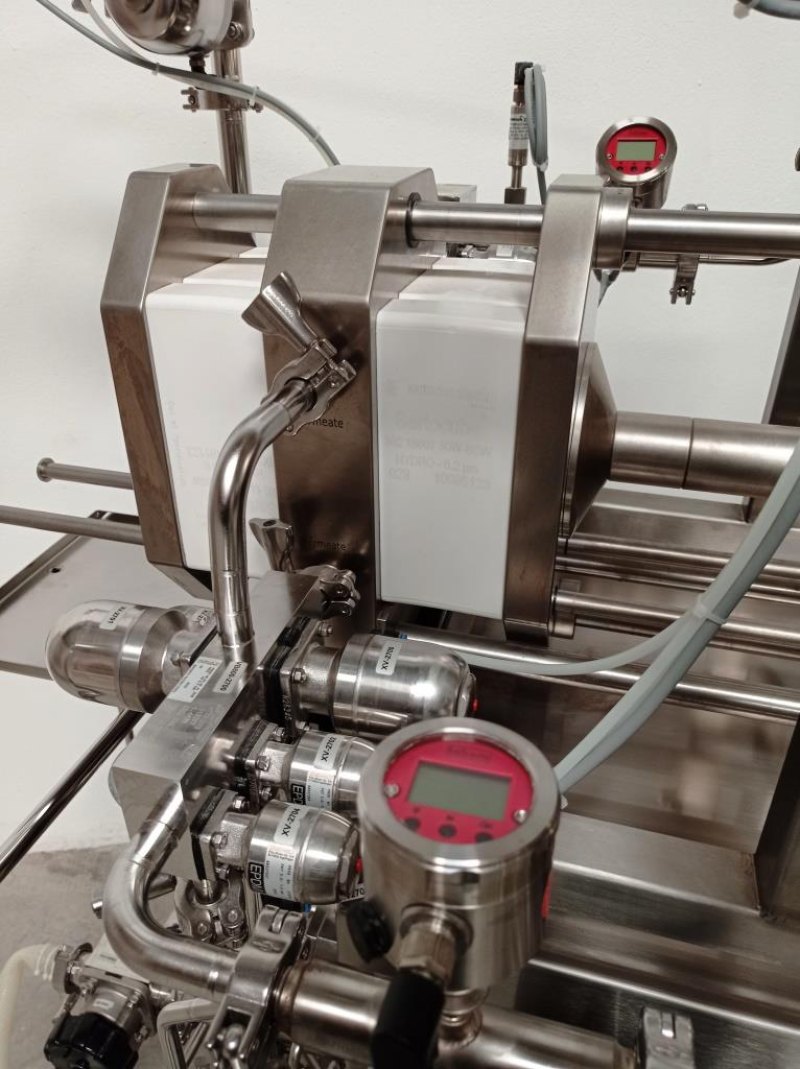 SISTEMA DI ULTRAFILTRAZIONE – SARTORIUS – MOD. SARTOFLOW BETA PLUS (COD. LAB-FIL-1)*