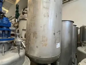 STAINLESS STEEL TANK 316 2,000 LITERS