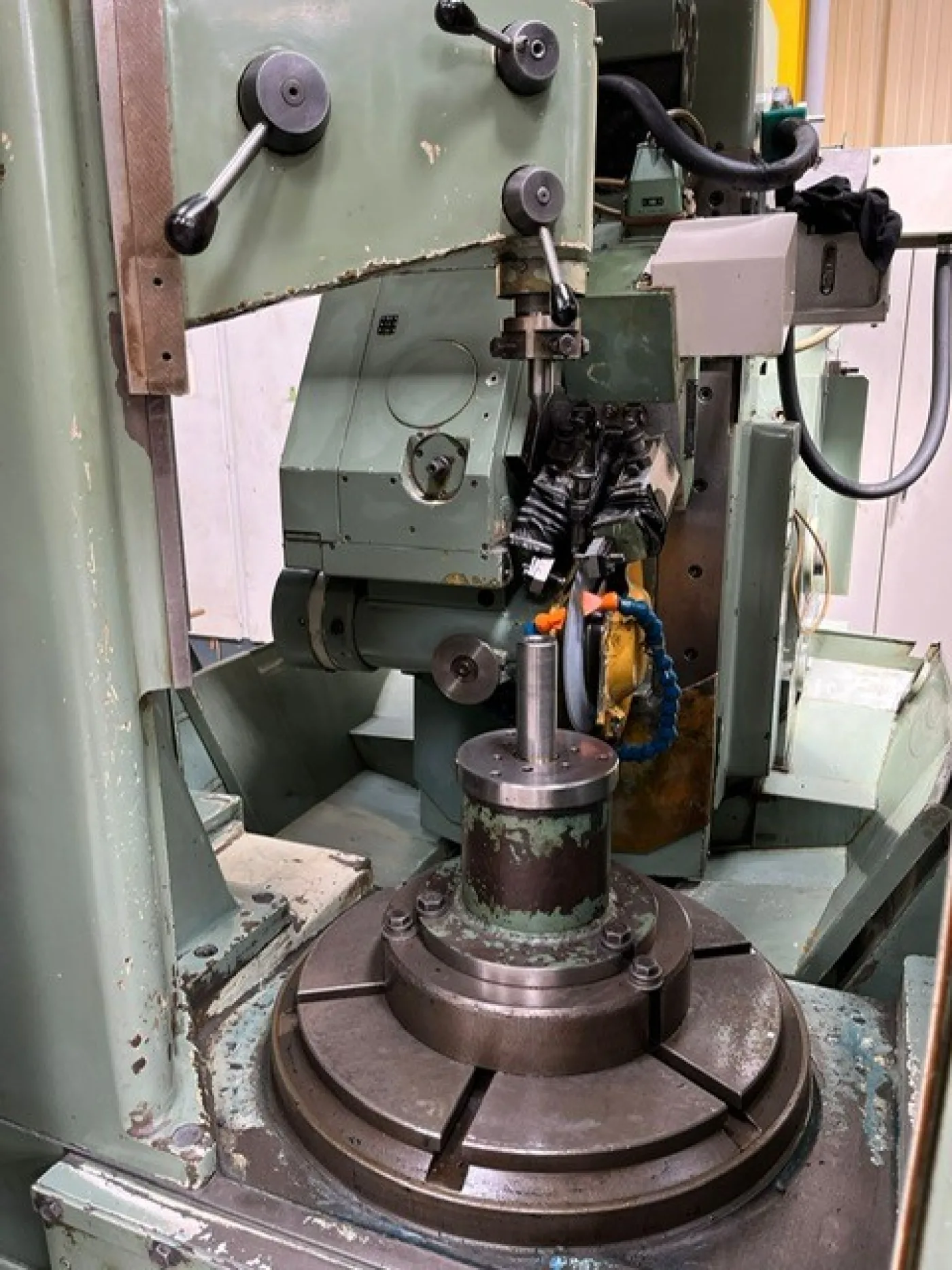 Gear Grinding Machine – NILES 630C - 2