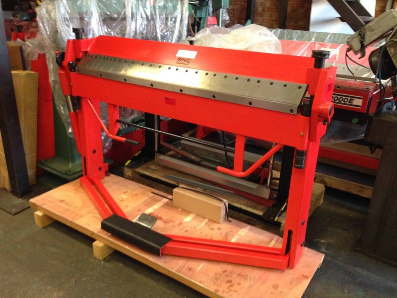WNS Box & Pan Foot Clamp Folder 1520mm x 1.5mm - WNS - W. Neal Services Ltd