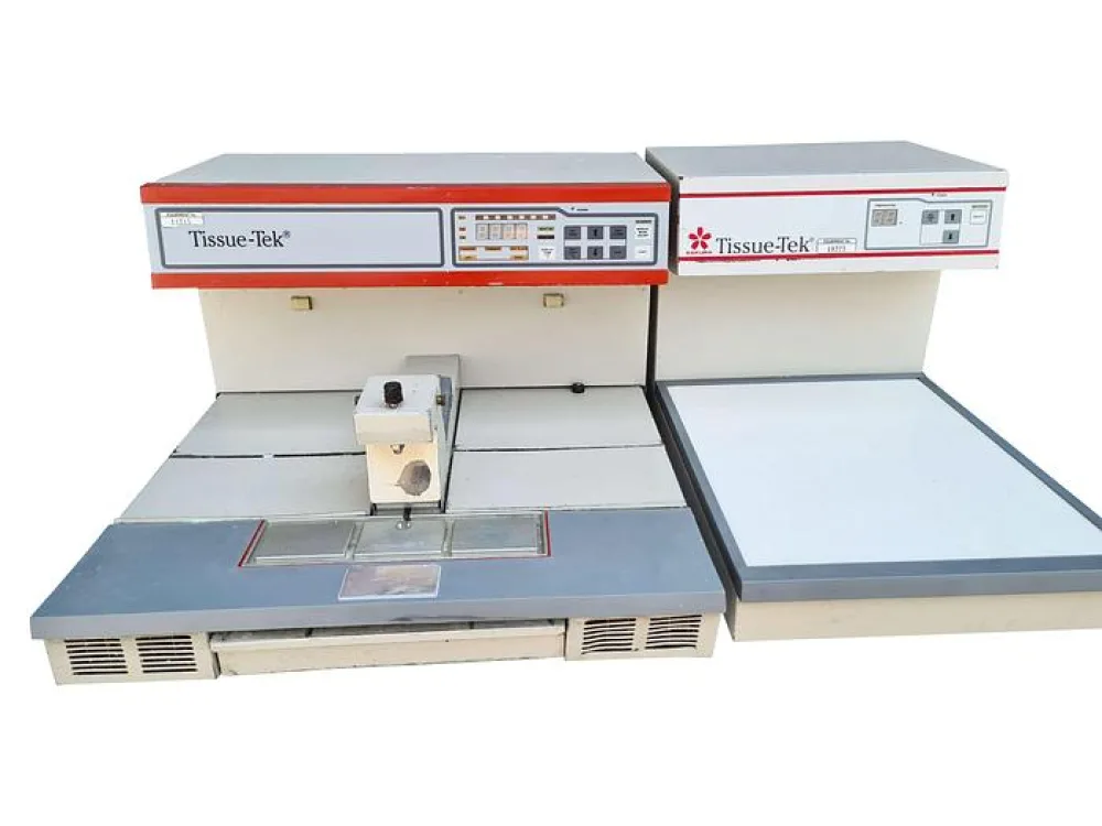 Tissue-Tek TEC 4715 Embedding centre with Cryo console Coldplate