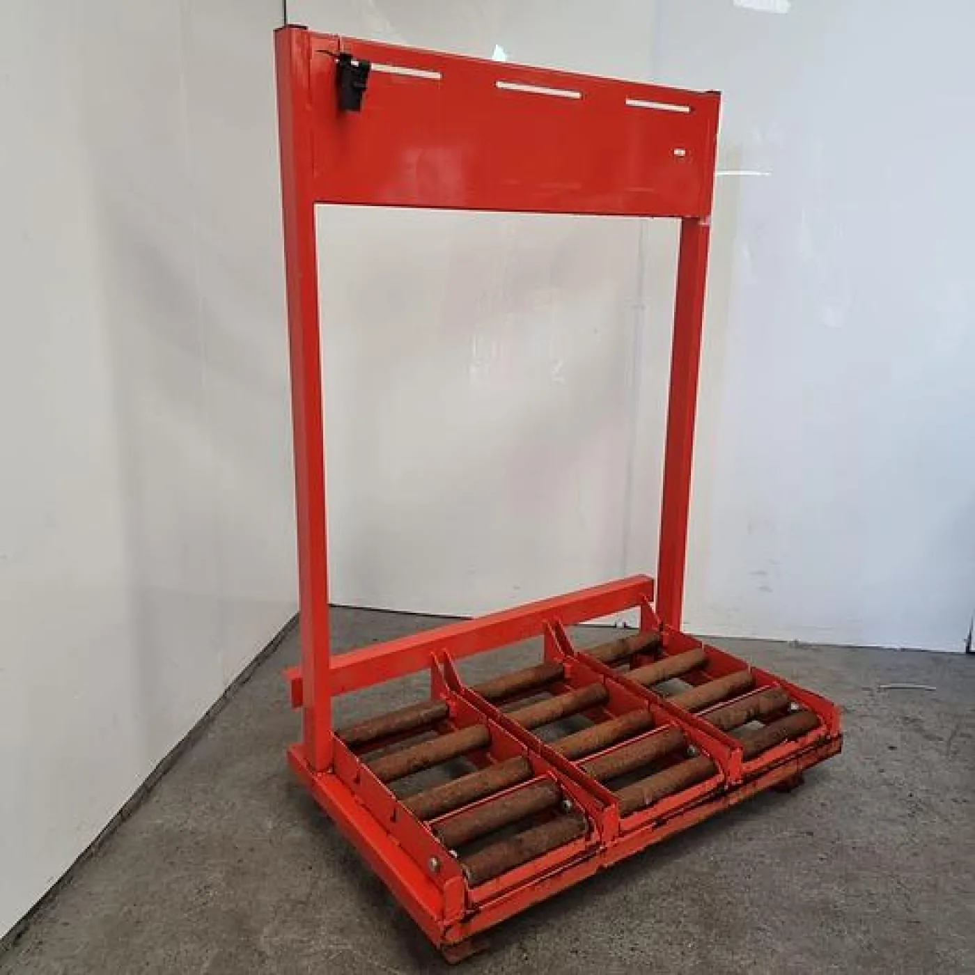 Battery Charging Station with Rollers - 2