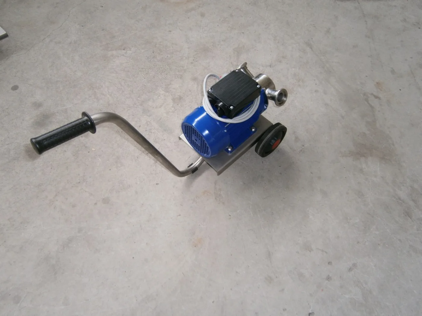 PUMP – ELECTRIC PUMP IN STAINLESS STEEL WITH FOOD NEOPRENE IMPELLER MOD. EURO 40 1 SPEED THREE PHASE 380 VOLT NEW MACHINE - 4