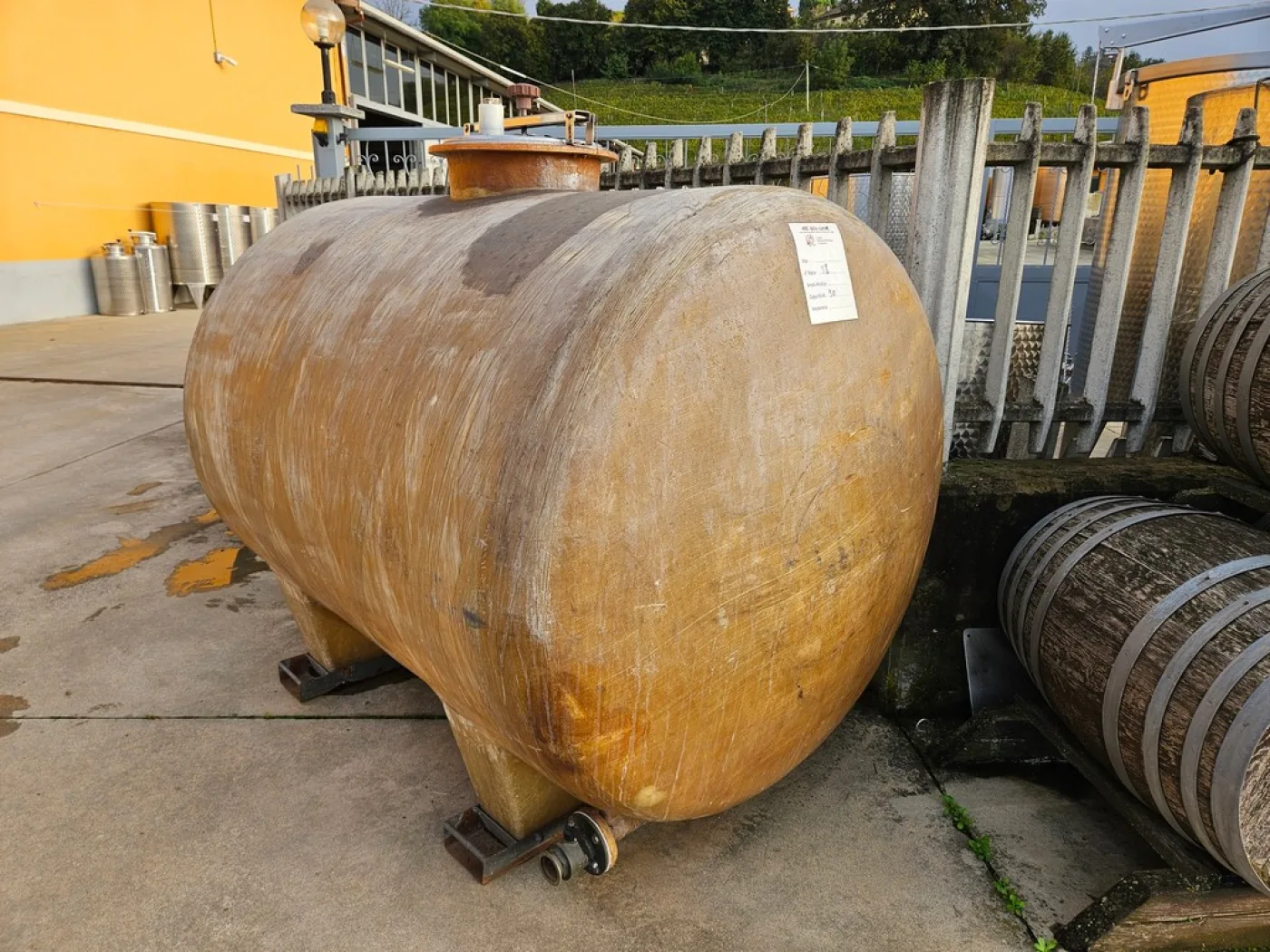 FIBERGLASS TANK FOR CARRIAGE FIRM CMP, CAPACITY LITERS 3000 ABOUT, SECOND-HAND EQUIPMENT - 6