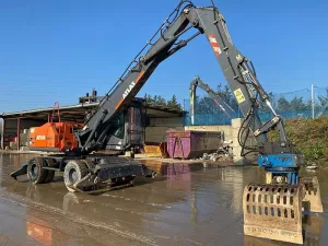 2011 Atlas 200 MH Material Handler