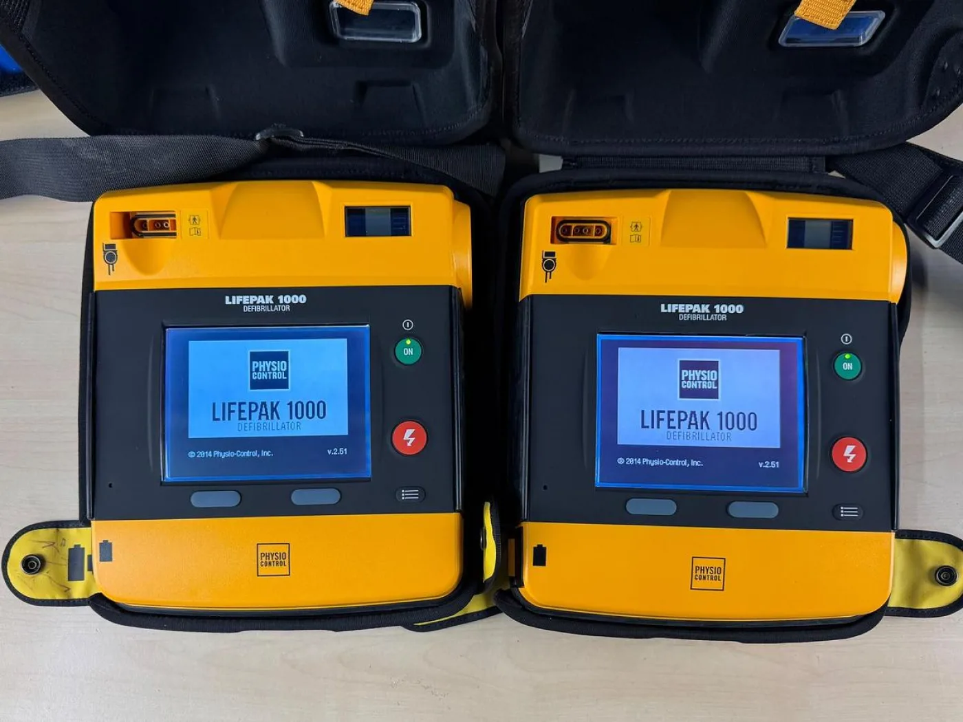 Physio Control Lifepak 1000 Defibrillator REF 320371500491 YOM: 2018 - 5