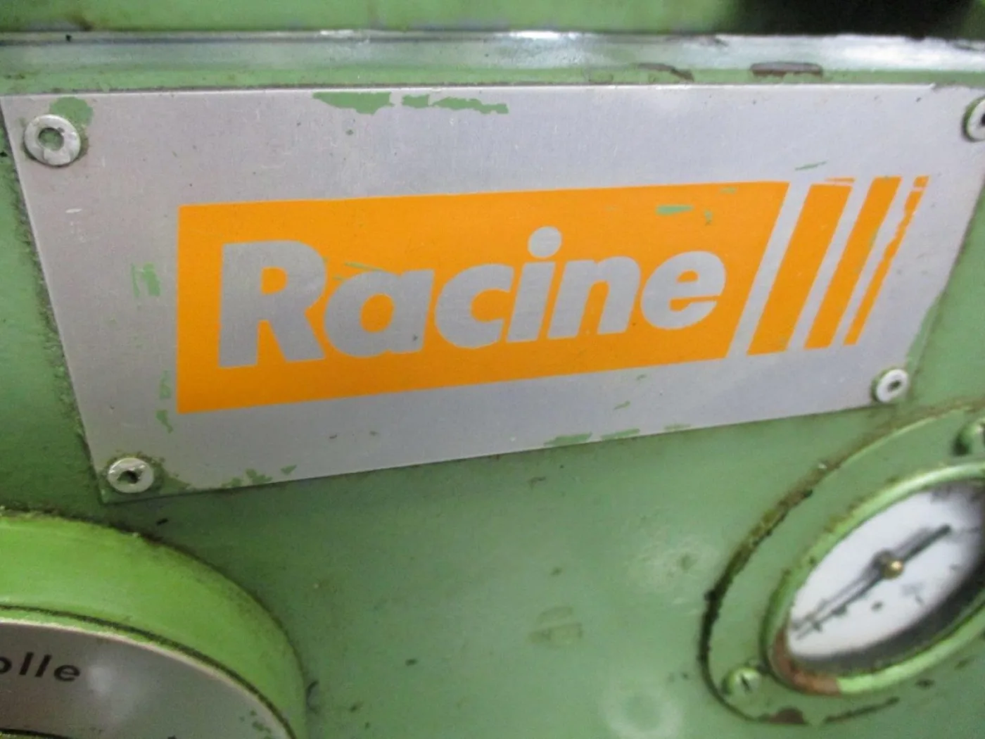 RACINE - 4