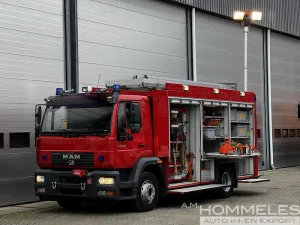 MAN LE 14.250 rescue vehicle