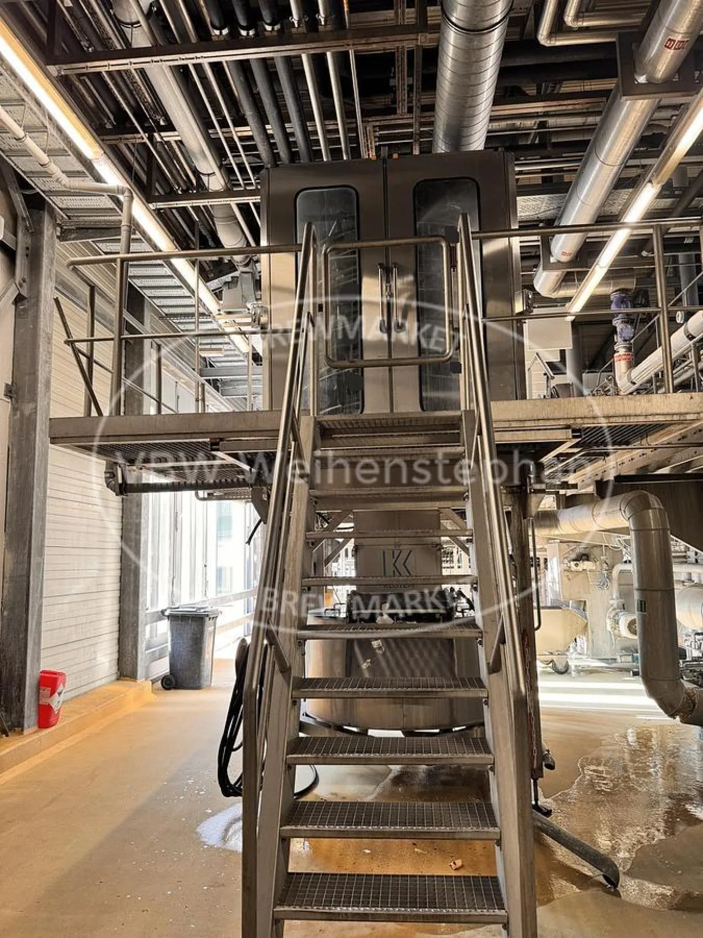 Crate washer - 2