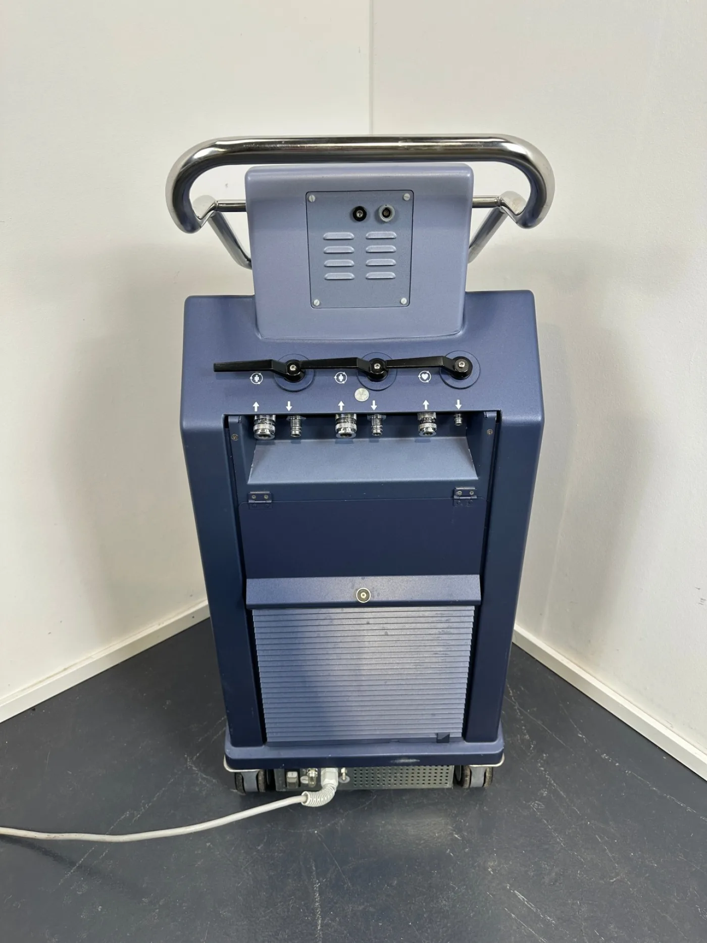 Maquet HCU-30 Heater- Cooler - 4