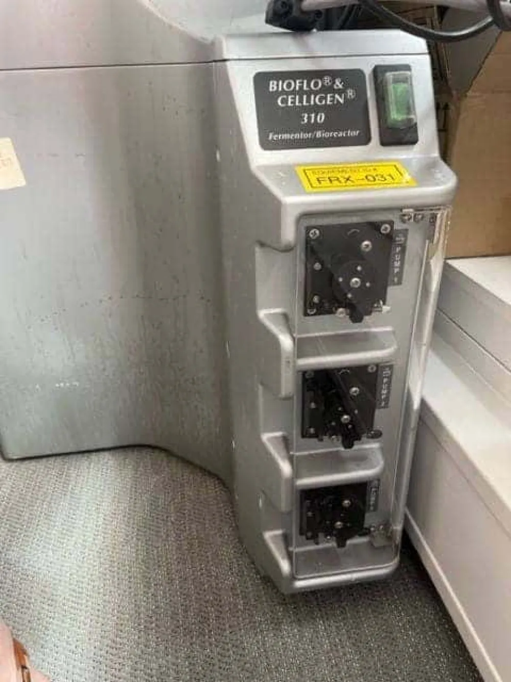 New Brunswick Scientific BioFlo 310 Bioreactor