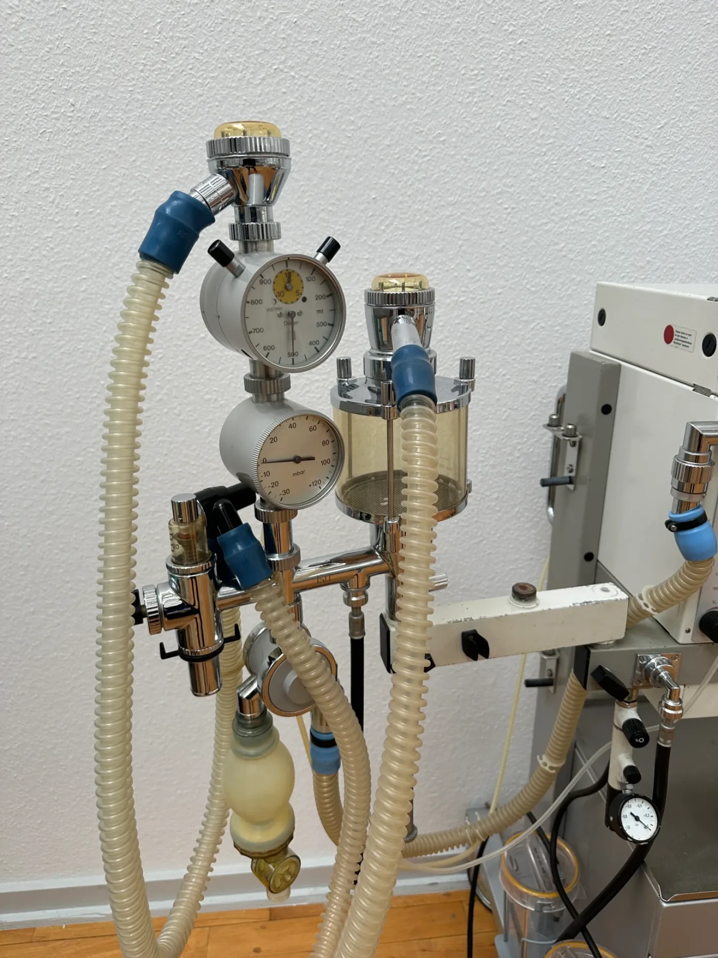 Dräger Sulla 800 V Narkosebeatmungsgerät - 5