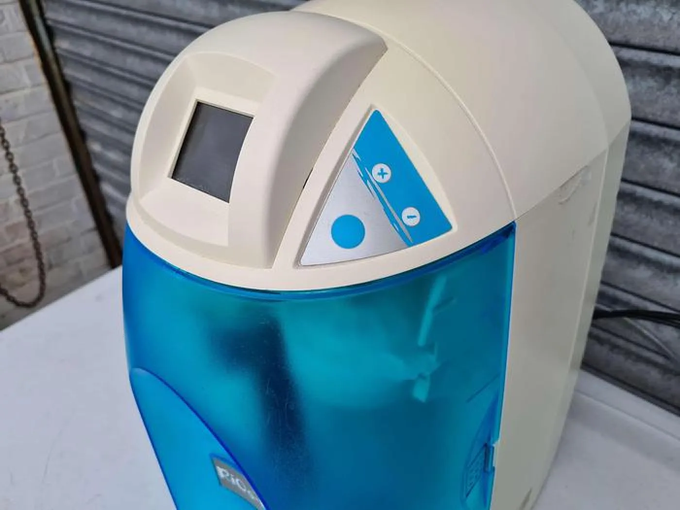Millipore Rios-DI UV Water Puerification System - 5