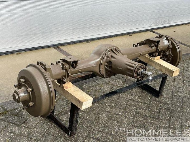 Unimog 404 Rear Axle