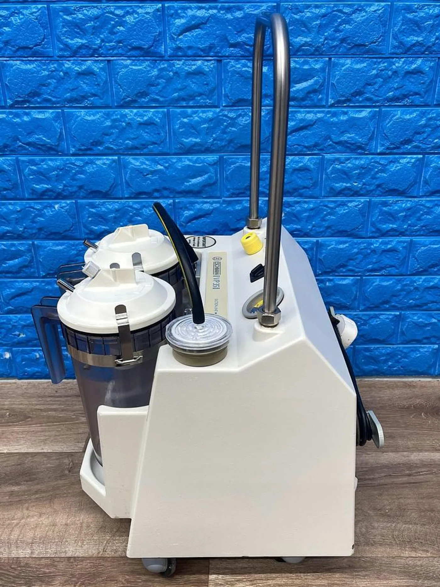 Eschmann VP35 Twin Jar Suction Pump YOM: 2004 - 5