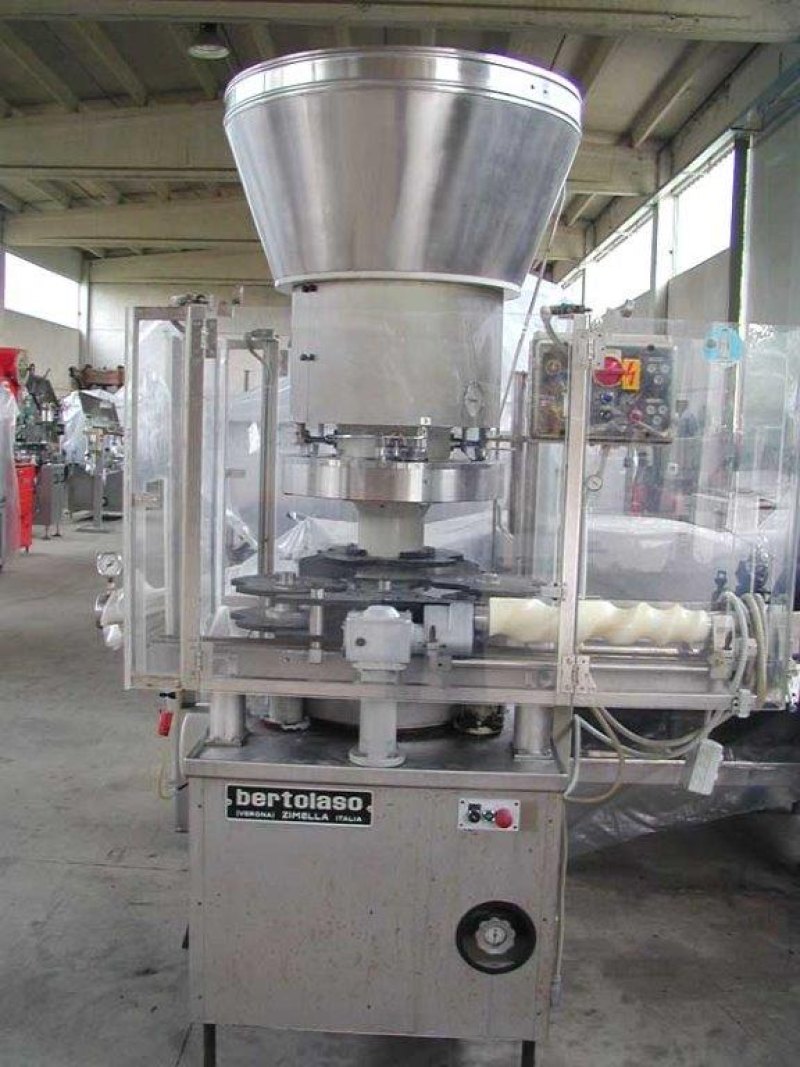 CORKING MACHINE BERTOLASO, 4-HEAD DELTA MODEL FOR NATURAL CORKS, SECOND-HAND MACHINE