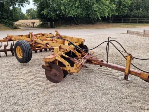 1984 Simba MK2 3m Offset Disc Harrows