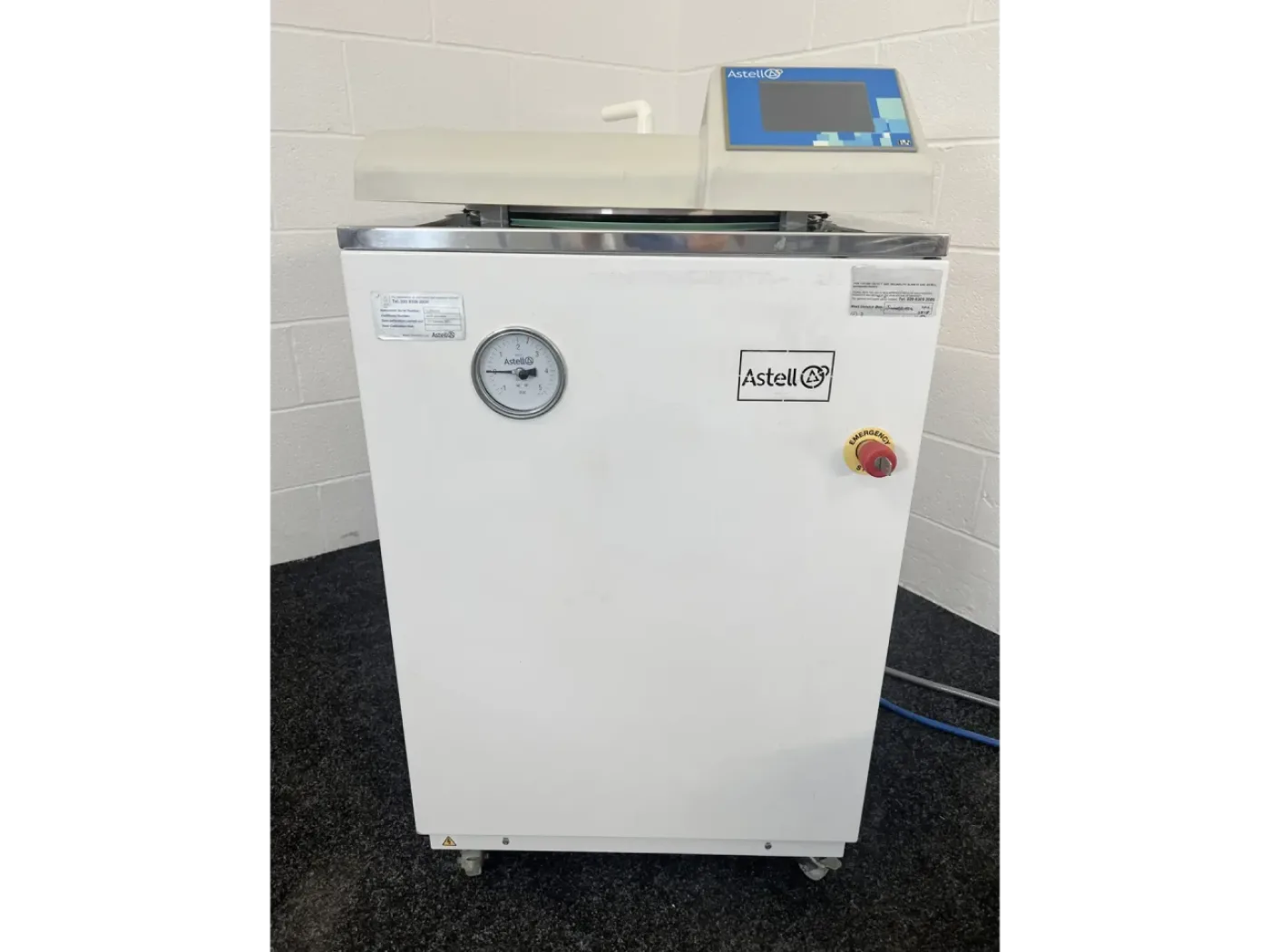 Astell AMA270BT65 Autoclave - 1