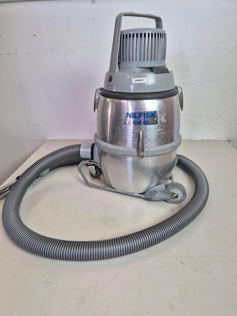 Nilfisk GM80 Vacuum Cleaner