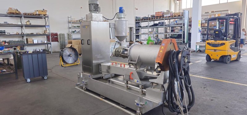 2006 P.R.T. SERVICE & INNOVATION WF600 RI0072