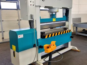 Hydraulische Werkstattpresse mit Abkantvorrichtung AP 1520/150