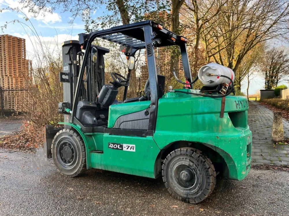 Hyundai 40L-7A