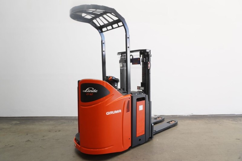 Hochhubwagen Linde D 12 SP 133 (2020)