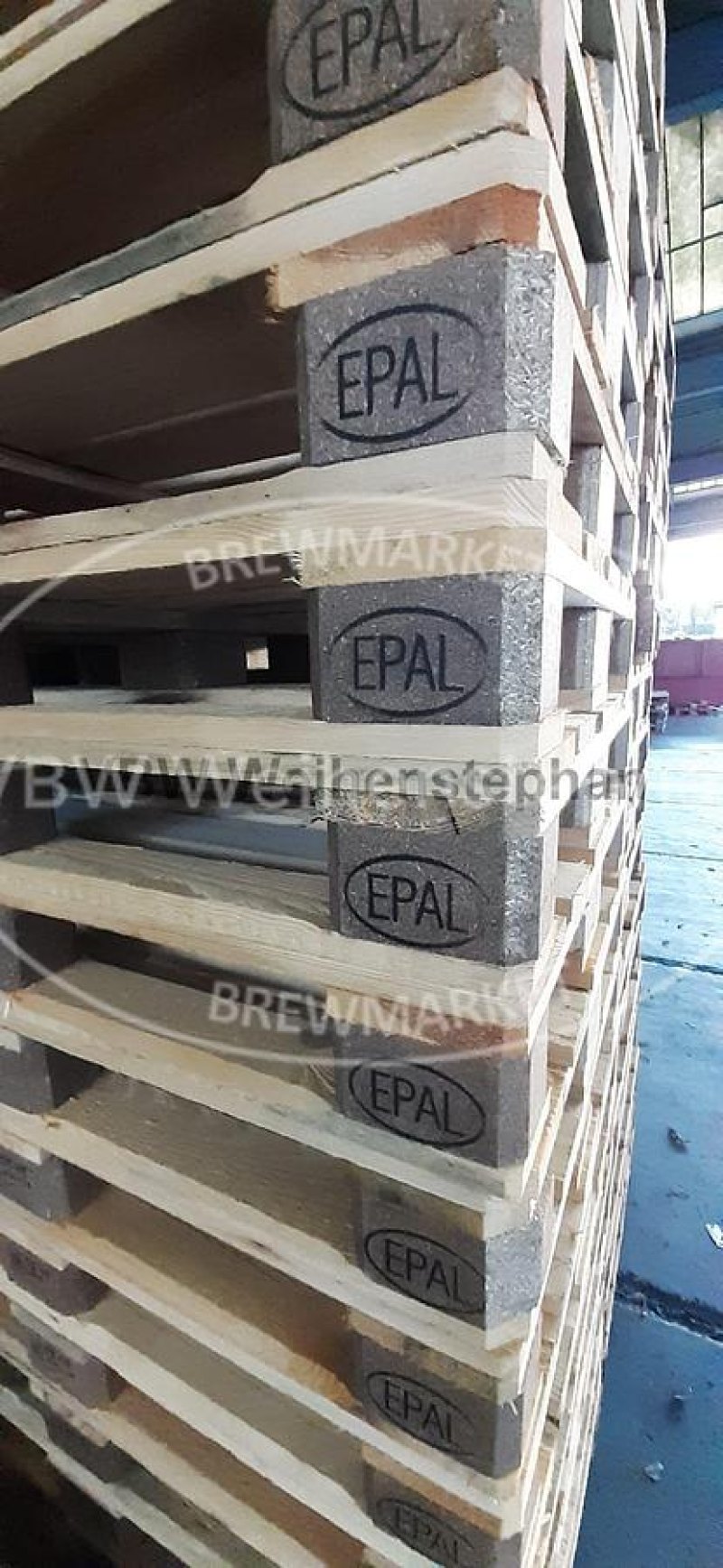 Wooden pallet
