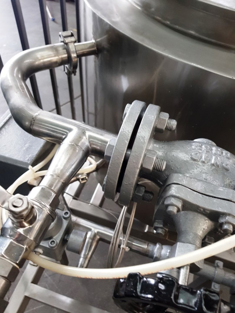 SERBATOIO CARRELLATO INCAMICIATO – TERMOINDUSTRIALE – MOD. 300 L