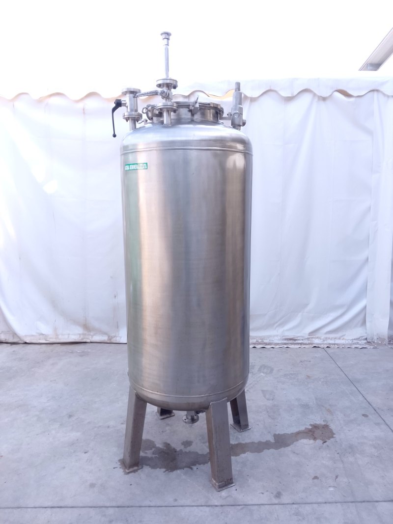 SERBATOIO IN ACCIAIO INOX 500 LT