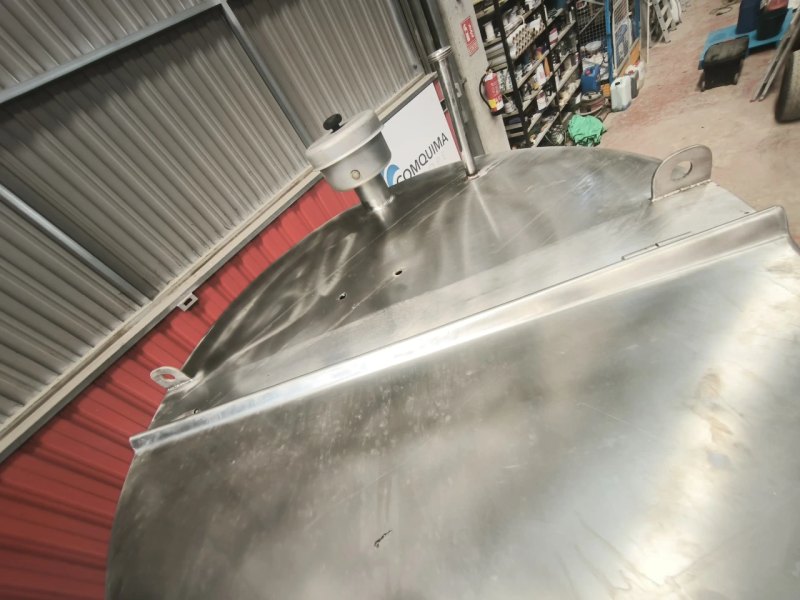 STAINLESS STEEL TANK 2000 LITERS