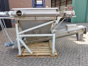 Van Beek KR-150 - Vertical screw conveyor