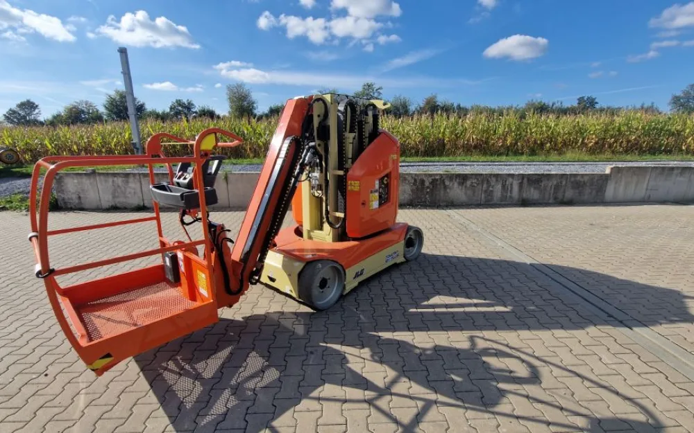 JLG Toucan 12E+