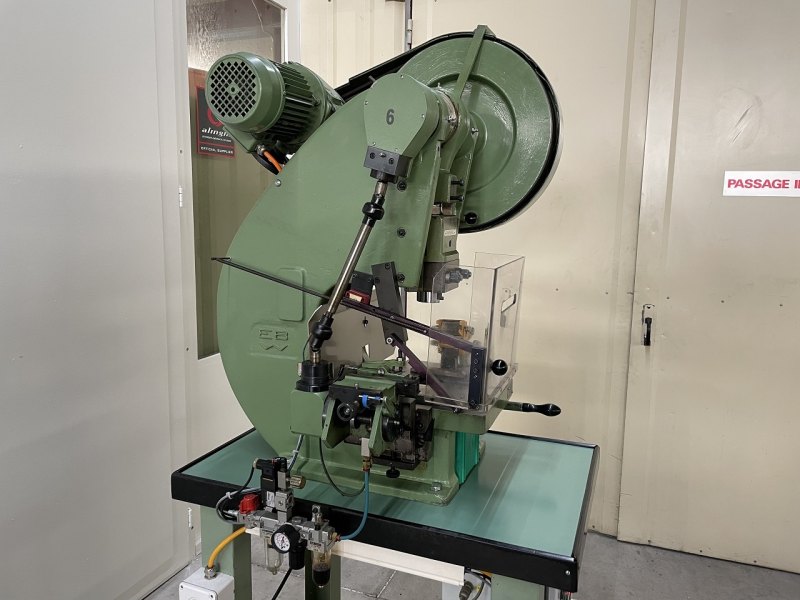 PRESSE EXCENTRIQUE “BEUTLER” D8-200