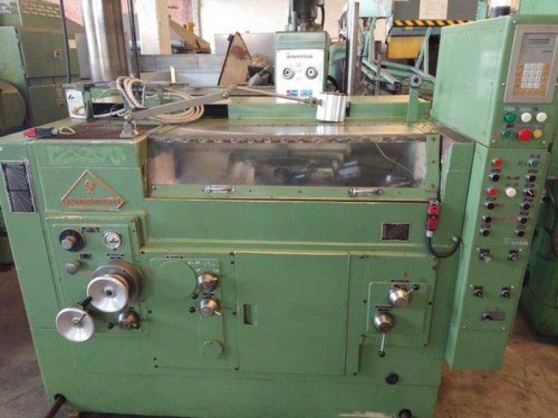 HOB SHARPENER, KLINGELNBERG - AGW 231 - With PLC. - Laxmi Metal & Machines, Rohtak