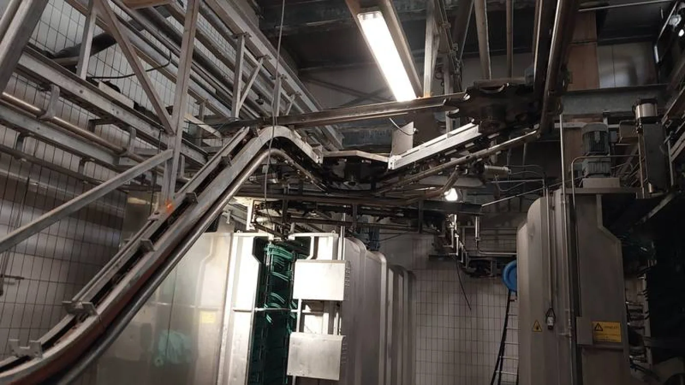 Gambrelling conveyor - 1