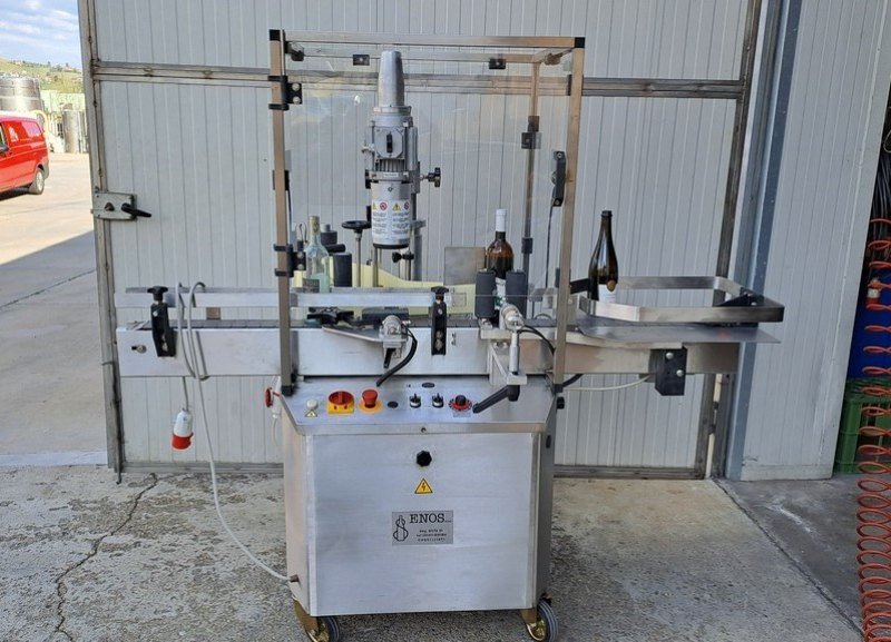 ADHESIVE LABELLING MACHINE ENOS WITH ONE STATION, SECOND-HAND MACHINE