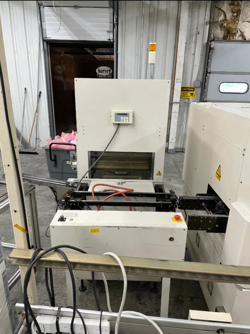 Juki KE-2060L, vintage 2003, plus additional feeders and tables