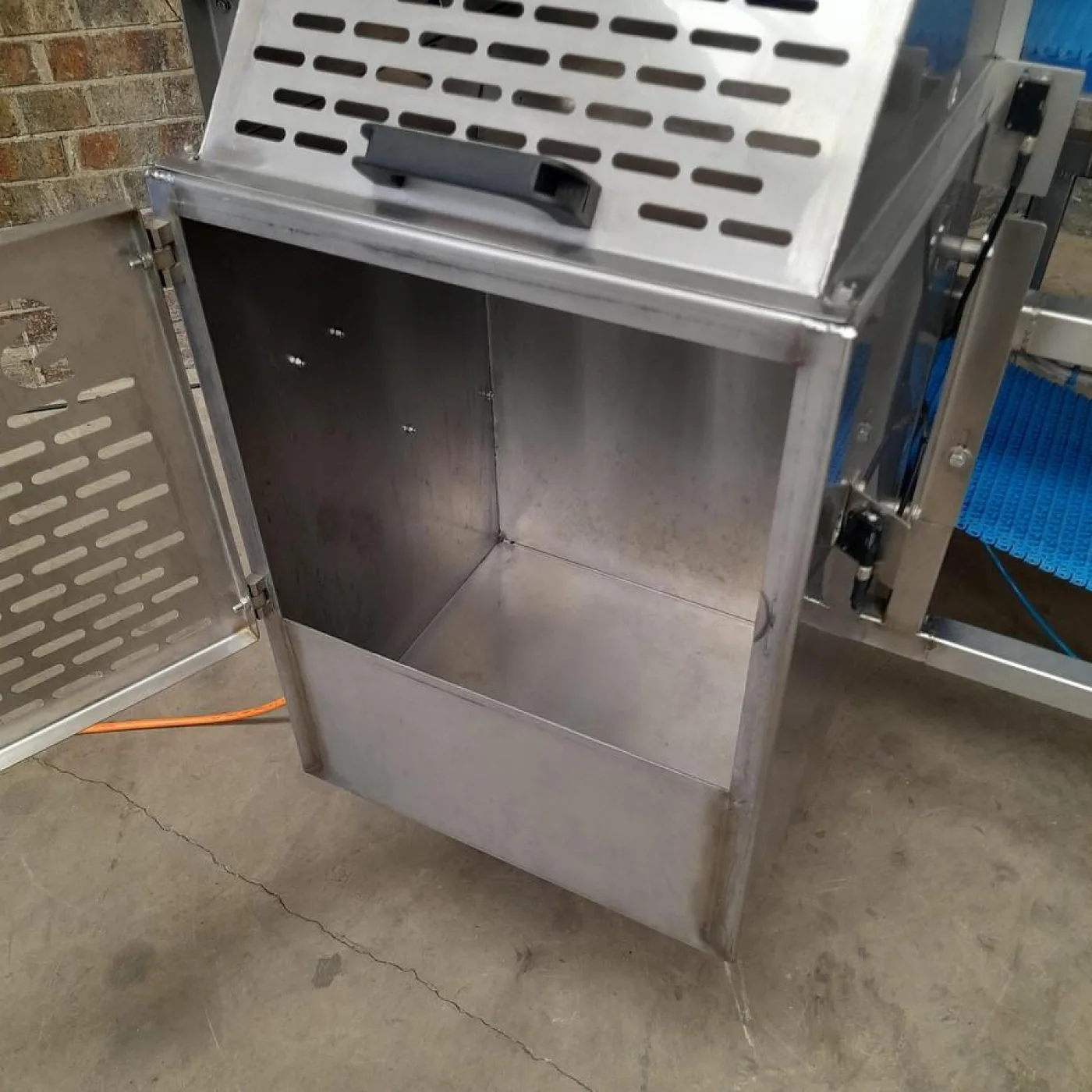 Retail Spec Machine Sartorius Metal Detector - 8