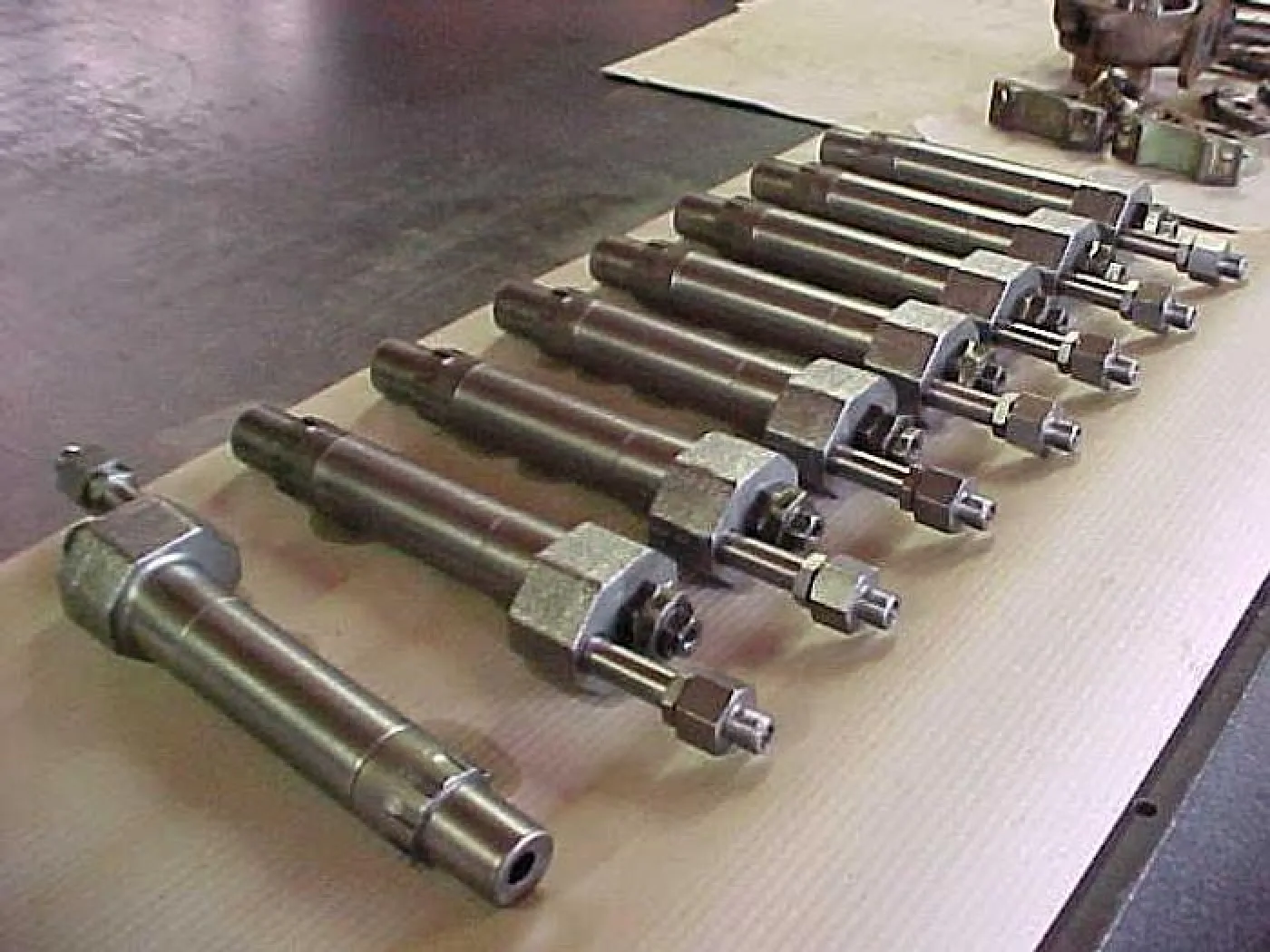 FUEL INJECTORS DEUTZ RBVM545 - 3