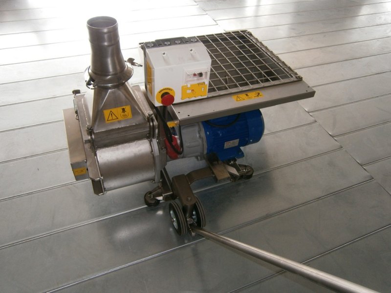 STAINLESS STEEL VOLUMETRIC ROTOR PUMP STRAZZARI SERIE G6-220 NEW MACHINE