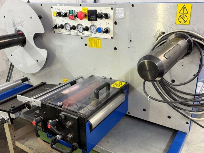 DT250 Slitter / Rewinder