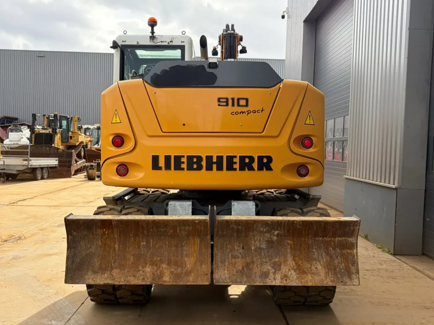 Liebherr 910 Compact - 7