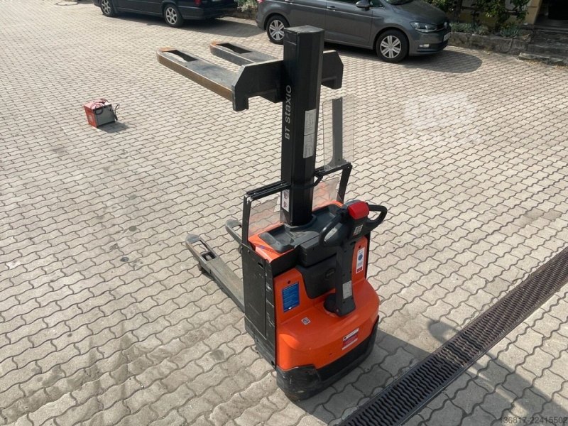 BT Toyota Hochhubwagen Elektro SWE080L Staxio 800kg
