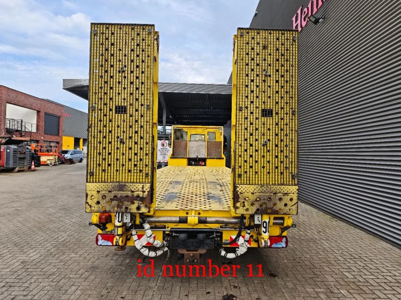 Iveco Stralis 420 6x2 Thorry Euro 5 - 4