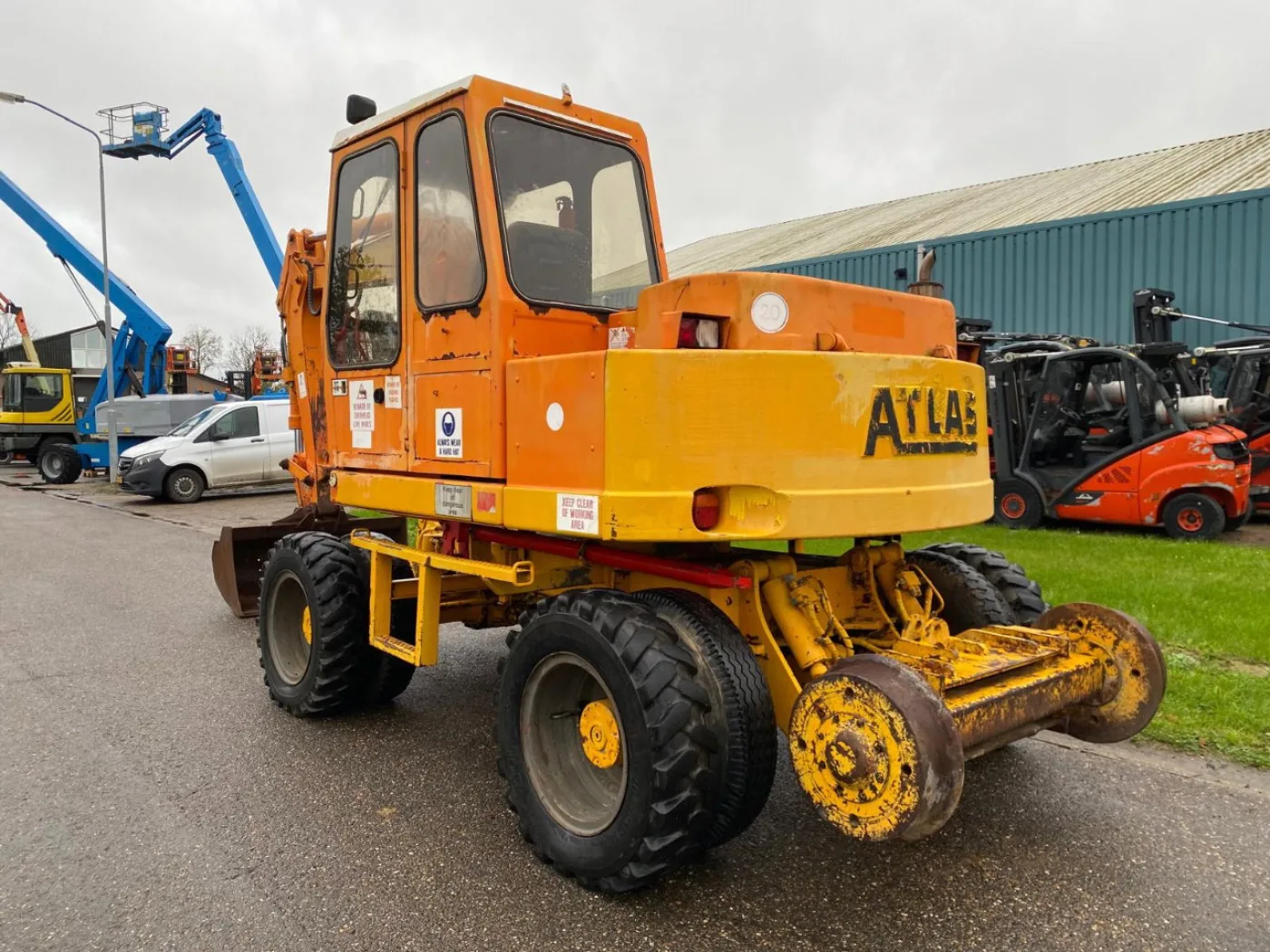 Atlas 1104 - 5