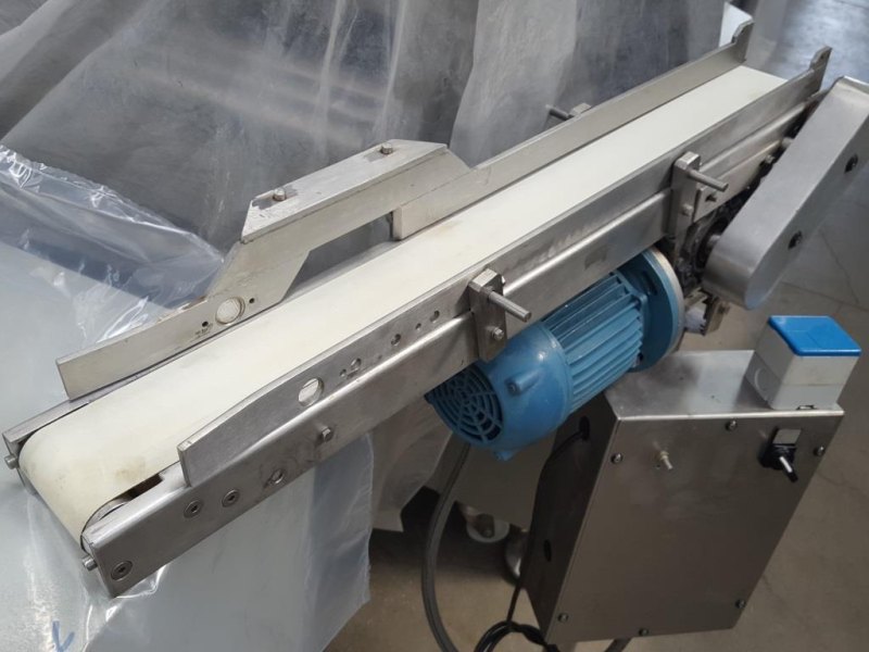 NASTRINO TRASPORTATORE MOTORIZZATO A TAPPETO IN ACCIAIO INOX – UNIRID – MOD. PF50