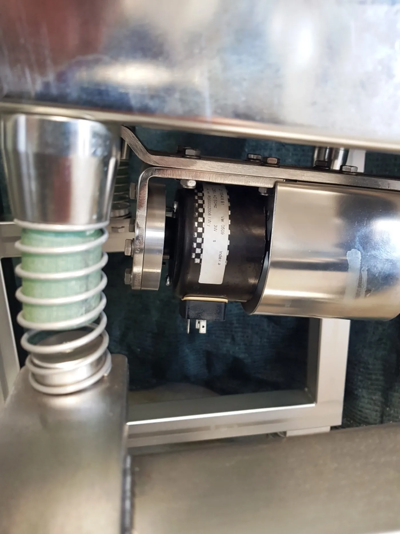 ALIMENTATORE VIBRANTE PER COMPRESSE – RITTAL - 6