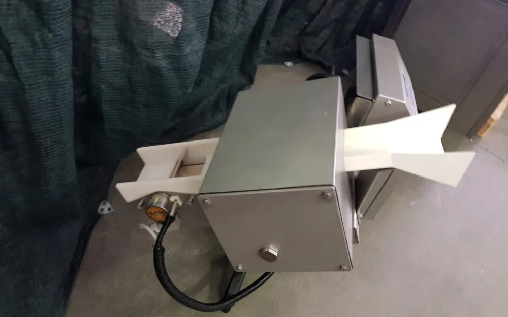 RILEVATORE DI METALLI VERTICALE – LOMA – Mod. SUPERSCAN MICRO
